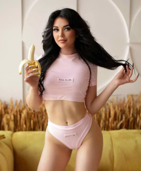 Nadya - escort review from Turkey